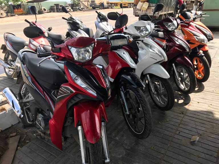 Thuê xe máy đường Nguyễn Thái Học (Q1)